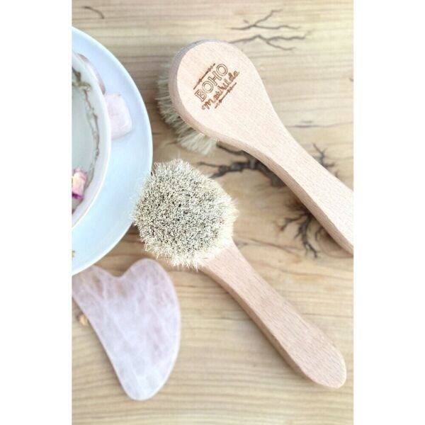 At Kılı Yüz Fırçası