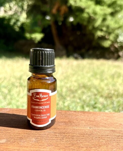 Frankincense uçucu yağı